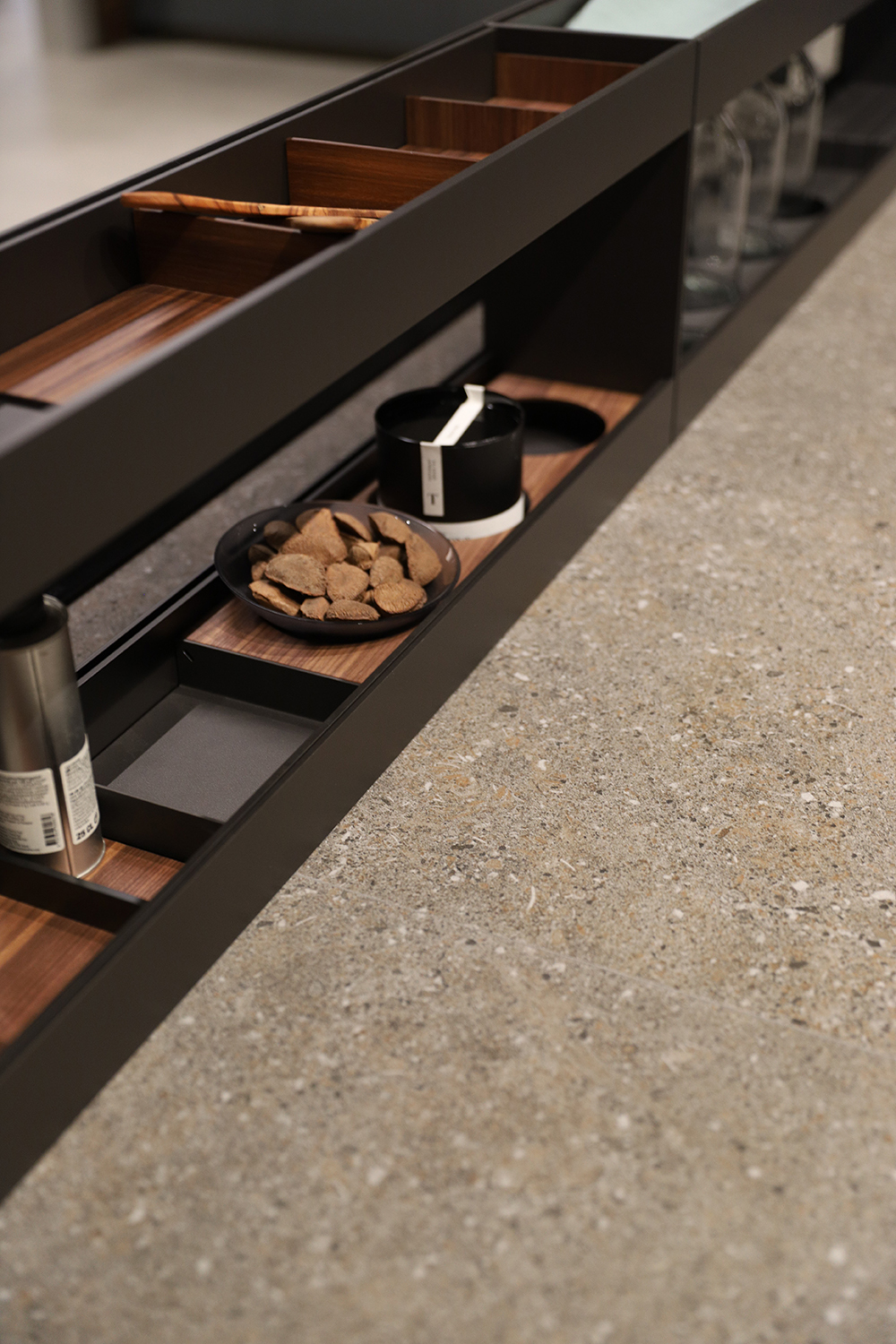 Neolith Wulong_detail