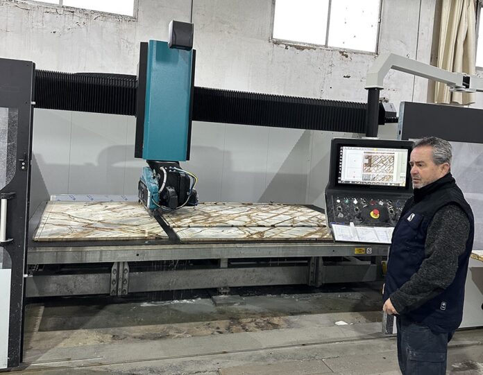 Antonio Luis 2-marmoles santo domingo- biesse