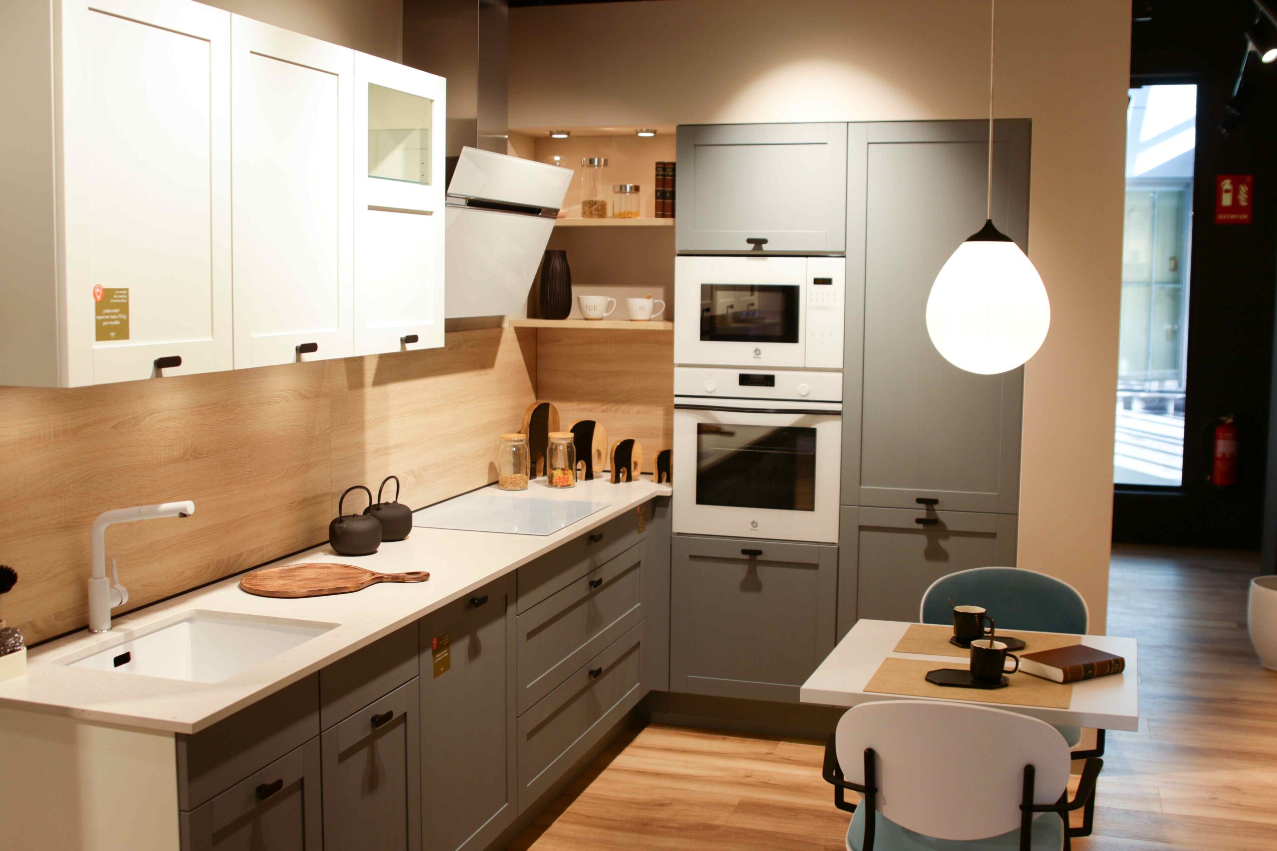 Eggo Cocinas Inauguración Sevilla_cocina